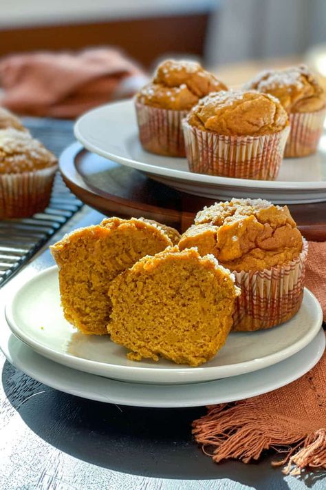 These Healthy Pumpkin Muffins contain no refined sugar and make the most delicious pumpkin spice muffins. Packed with the warm spices you expect, they are a no-guilt, healthier treat for breakfast, snacks, or dessert in the fall. No Sugar Pumpkin Muffins, Low Sugar Pumpkin Muffins, Thanksgiving Baking Recipes, Sugar Free Pumpkin Muffins, Healthy Muffins For Kids, Healthy Pumpkin Muffins, Pumpkin Muffins Recipe, Mini Pumpkin Muffins, Plant Based Dessert Recipes