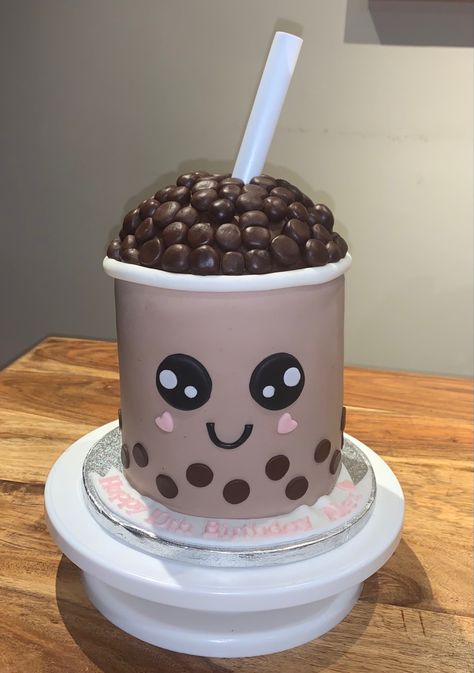 Boba 1st Birthday, Boba Tea Cake Ideas, Boba Cake Birthday, Boba Theme Cake, Bubble Tea Cake, Boba Cake, Boba Tea Theme Birthday Party, Chef Cake, 14th Birthday Cakes