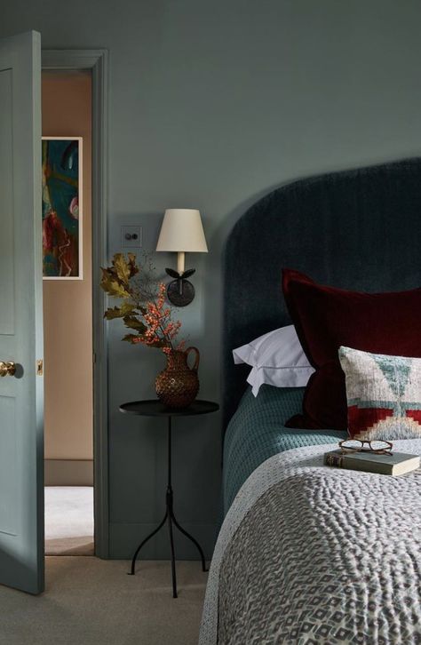 Farrow And Ball Green Bedroom, De Nimes Bedroom, Farrow And Ball Breakfast Room Green Bedroom, Farrow Ball De Nimes Bedroom, Farrow And Ball De Nimes Wallpaper, Farrow Ball Treron Bedroom, Cosy Attic, Color Drenching Bedroom, Farrow And Ball Worsted Bedroom