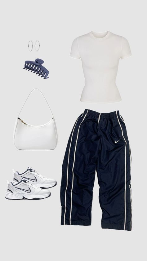 #sporty #outfitinspo #outfit #cool #nike #vibes #simple Sporty Girl Outfits, Nike Girl Outfits, Casual Sporty Outfits, Outfit Cool, Sporty Outfit, Sporty Girl, Sporty Aesthetic, Daily Outfit Inspiration, Casual School Outfits