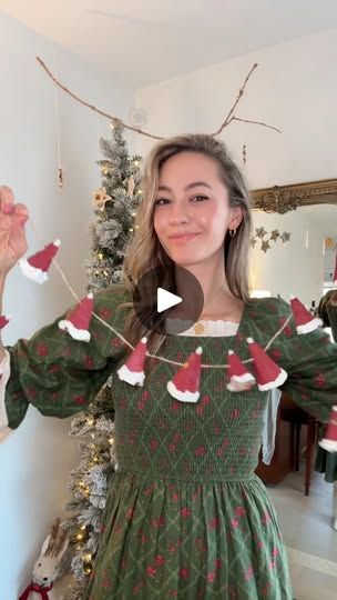 1.3M views · 21K reactions | trash hates to see me coming 🎄❤️#homemaker #homemaking #christmas #christmasdiy #upcycling #christmascraft egg carton Santa hat garland | Alexia Delarosa Egg Carton Santa Hat Garland, Christmas Craft Egg Carton, Christmas Egg Carton Crafts, Santa Hat Decorating Ideas, Santa Hat Garland, Egg Carton Christmas Crafts, Egg Carton Christmas, Hat Garland, Jesus Birthday Party