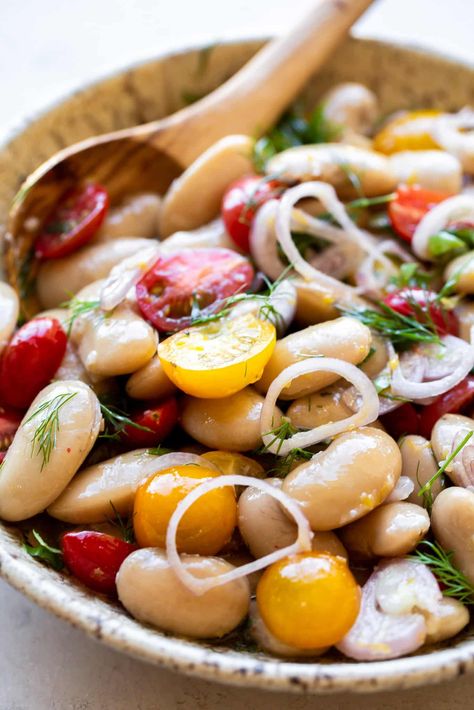 Giant Beans Recipe, Gigante Beans, Vegan Chili Recipe, White Bean Recipes, Cranberry Beans, Quick Salads, White Bean Salad, Bean Salad Recipes, Northern Beans