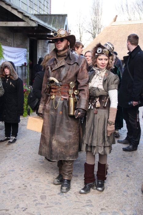 Steampunk: Steampunk Couple, Steampunk Mode, Moda Steampunk, Steampunk Inspiration, Steampunk Men, Mode Steampunk, Steampunk Couture, Steampunk Pirate, Dark Circus