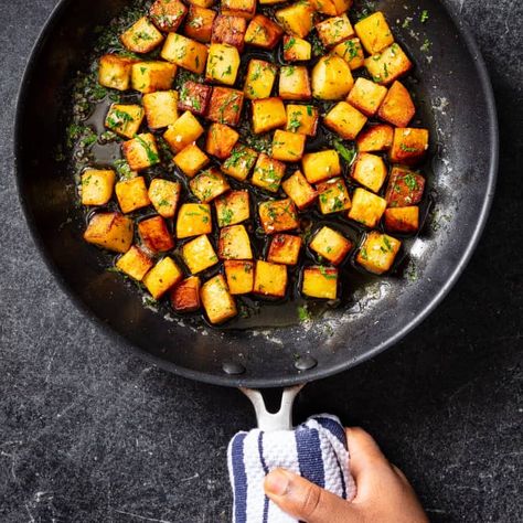 Brabant Potatoes (Crispy Butter-Fried Potatoes with Parsley and Garlic) | America's Test Kitchen Recipe Brabant Potatoes, Potatoes Crispy, Crispy Oven Fries, Cooking App, America's Test Kitchen Recipes, Adobo Chicken, Kitchen Recipe, Cooks Illustrated, America's Test Kitchen