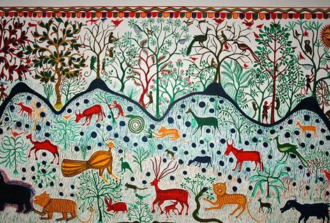 Bhil Painting, Pithora Painting, Gond Painting, Drawing Competition, Leaf Crafts, Wall Paint Designs, Indian Folk Art, Persian Pattern, Madhya Pradesh