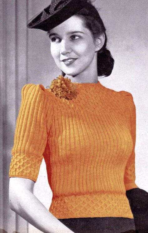 1940s Vintage Short sleeved Sweater Pattern - KnitCraft Vintage Sweater Pattern, Summer Knitting Patterns, Sleeved Sweater, Vintage Knitting Patterns, Vintage Short, Knitting And Crochet, Knitted Tops, Sweater Crochet Pattern, 1940s Fashion