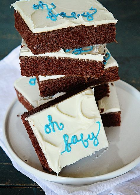 Texas Brownie Sheet Cake for Baby Shower Regular Brownies, Amanda Rettke, Cake Recipe Chocolate, Cake For Baby Shower, Best Chocolate Cake Recipe, Brownies Recipes, Planet Cake, Cake For Baby, Cake Brownie