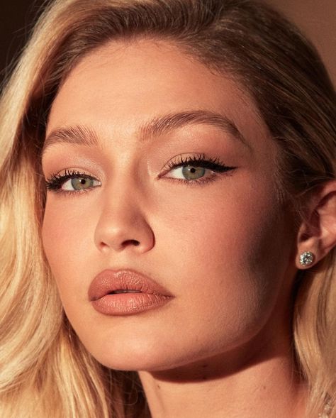 Gigi Hadid Eyebrows, Gigi Hadid Makeup Natural, Austin Butler Kaia Gerber, Gigi Hadid Eyes, Gigi Hadid Makeup, Gigi Hadid Kendall Jenner, Gigi Hadid Beauty, Kyle Jenner, Zara Larsson