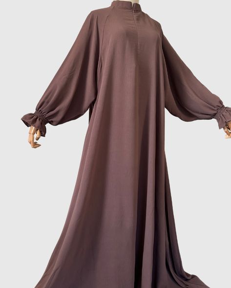 You sisters LOVED our essential abaya, so we decided to reintroduce it in YOUR favourite fabric… to match YOUR favourite Instant Khimars 🥹🤭💗 HAYAA essential abaya is now online Pair with HAYAA Instant Khimar to create a matching set! Available in Dark denim, Frappe, Rosewood, Iron and Caviar 💙🤎💗🩶🖤 Available in 2 lengths (refer to website description for measurements) Modesty Fashion, Sister Love, Frappe, Dark Denim, Matching Sets, Product Description, Fabric, Quick Saves