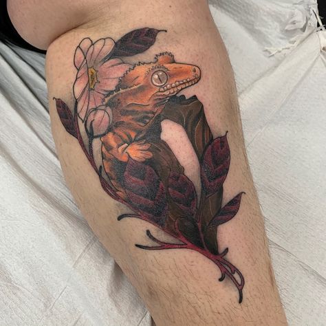 Cute Animal Tattoo Ideas, Crested Gecko Tattoo Ideas, Crested Gecko Tattoo, Coraline Tattoo, Gecko Tattoo, Lizard Tattoo, Cute Animal Tattoos, Crested Gecko, Theme Tattoo