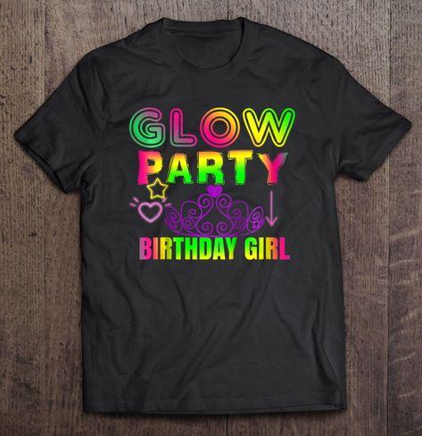 Shirt Party Outfit, Glow Party Outfit, Neon Glow Party, Outfits For 2023, 14th Birthday Party Ideas, Glow In Dark Party, Neon Birthday Party, Glow Birthday Party, Glow In The Dark Party