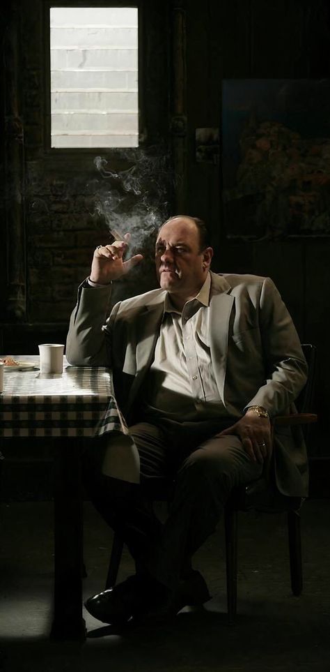 Toni Soprano, Sopranos Poster, James Gandolfini, Kaptan Jack Sparrow, Bada Bing, Gangster Movies, Wise Guys, Tony Soprano, The Sopranos