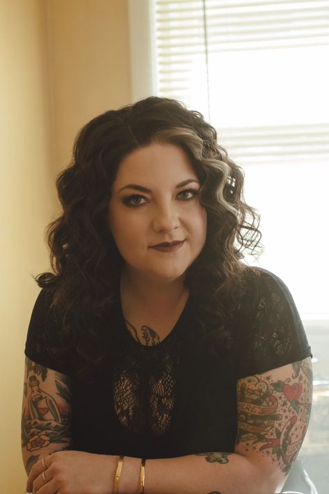 Ashley Mcbride, Ashley Mcbryde, Red Hair Woman, Best Friend Poses, Country Music Artists, Girl Celebrities, Friend Poses, Arkansas, Country Music