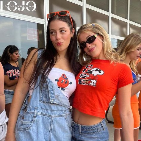 lojo collegiate apparel™ on Instagram: "go orange 💙🍊" Syracuse Gameday Outfit, Syracuse Game Day Outfit, Syracuse Outfit, Syracuse Gameday, Tailgate Outfits, Outfit Campus, Gameday Fits, College Merch, College Gameday Outfits