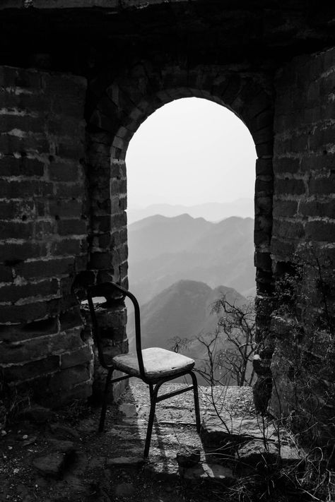 https://flic.kr/p/wopksV | Still Waiting | I finally was able to visit the Great Wall (with my Camera) and had a great experience.   Everything on the Great Wall feels timeless and old...   My advice - spend a full day there, be sure to hire a tour guide, and stay for the sunset.  More Information: Recommended Tour Guide  Connect with me here, too! Google+    |    Facebook     |     Twitter     |     Tumblr Broken Objects Photography, Black And White Photography Art, Black And White Photo Wall, Here With Me, Camera Photos, Time Photography, Black And White Landscape, Old Wall, Still Waiting