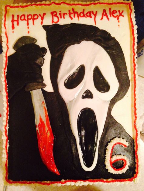 Scream! Cake.  The blood around the border was supposed to be more 'drippy' but oh well. Scream Halloween Cake, Scream Cake Ideas Kids, Scream Movie Cake, Cake Halloween, Tooth Cake, Sheet Cake Designs, Movie Cakes, Cookie Cakes, Movie Birthday