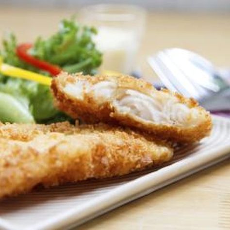 Using the baker's rack upside down helps keep the fish crispy because it helps fat drain. Fish Breading, Dish Warmer, Fish Fillet, Fried Food, Fried Fish, Fish Dishes, Freezer Meals, Fish Recipes, Quick Meals