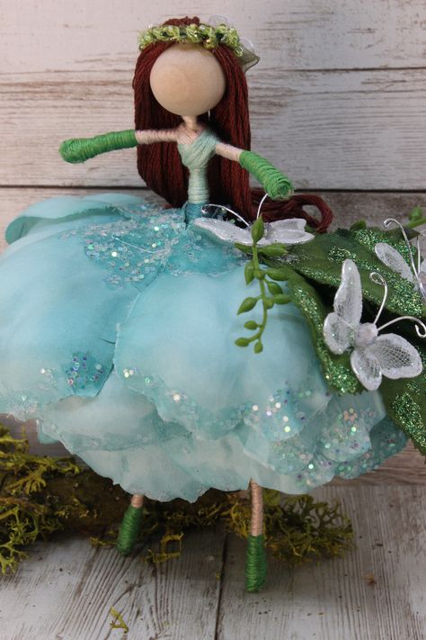 Fairy Diy Crafts, Fairy Birthday Themes, June Flower, Dolls Handmade Diy, Fairy Kit, Fairy Art Dolls, Yarn Dolls, Bendy Doll, Fairy Crafts