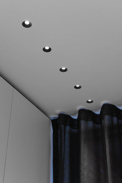 http://www.kreon.com/en/int/showcase/private-villa-maaseik Black Recessed Lighting, Recessed Lighting Living Room, Led Downlights, Duplex Design, Home Lighting Design, Recessed Ceiling Lights, Recessed Spotlights, Pot Lights, Ceiling Light Design