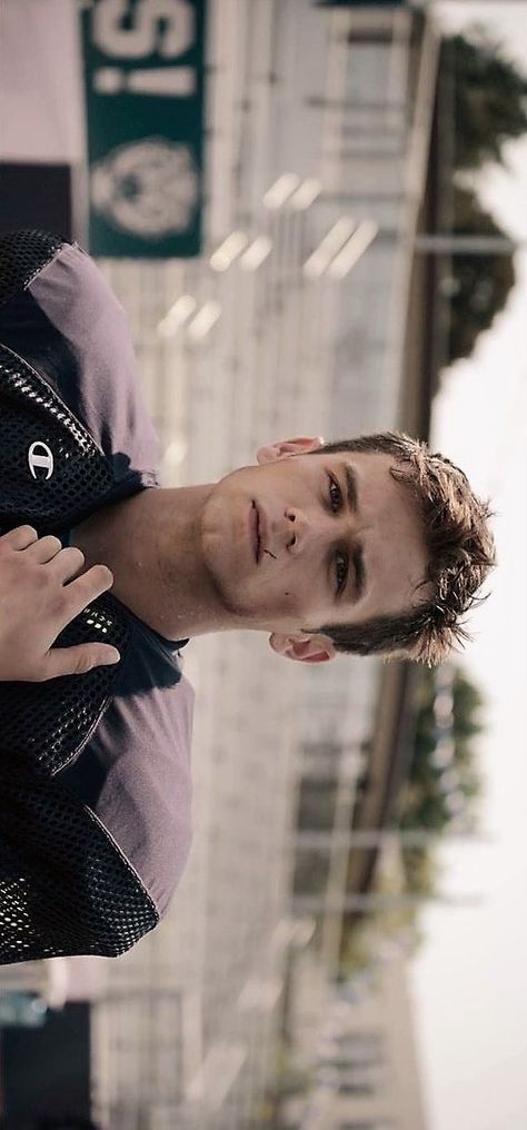 Brandon Flynn Wallpaper, Justin Foley Wallpaper, 13 Reasons Why Justin Foley, Monty 13rw, 13 Reasons Why Wallpaper, Thirteen Reasons Why Cast, Brandon Flynn 13 Reasons Why, Justin 13 Reasons Why, 13 Reasons Why Aesthetic