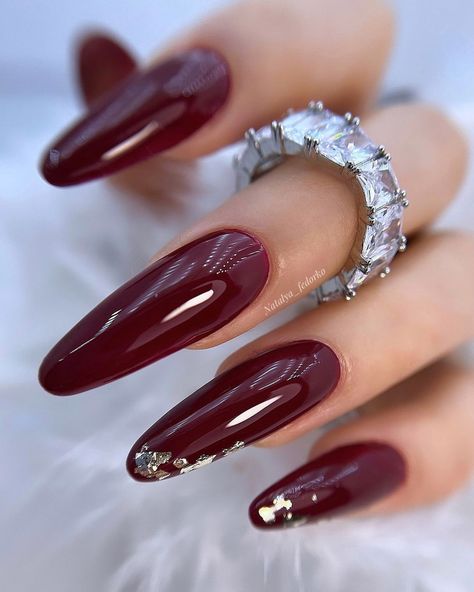 Burgundy Fall Nails 2024: 27 Stylish Ideas Maroon Color Nails, Long Burgundy Nails, Nails Ideas Burgundy, Red Nails With Gems, Nails Gold Accent, Burgundy Nails With Gold, Nails With Gold Leaf, Burgundy Nail Ideas, Color Nails Ideas