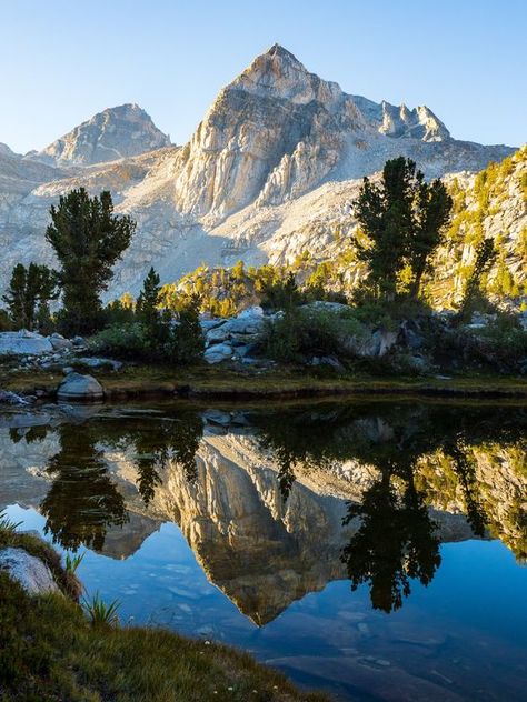 Sierra Nevada Sunrise Fine Art Print, Landscape Print, National Park Art, Kings Canyon Art Print, Landscape Photography #IcelandVacation #IcelandAdventure #ExploreIceland #TravelToIceland #ArcticExperience Nevada Landscape, Sierra Mountains, National Park Art, Kings Canyon National Park, Sierra Nevada Mountains, Image Nature, Kings Canyon, Park Photography, Pretty Landscapes