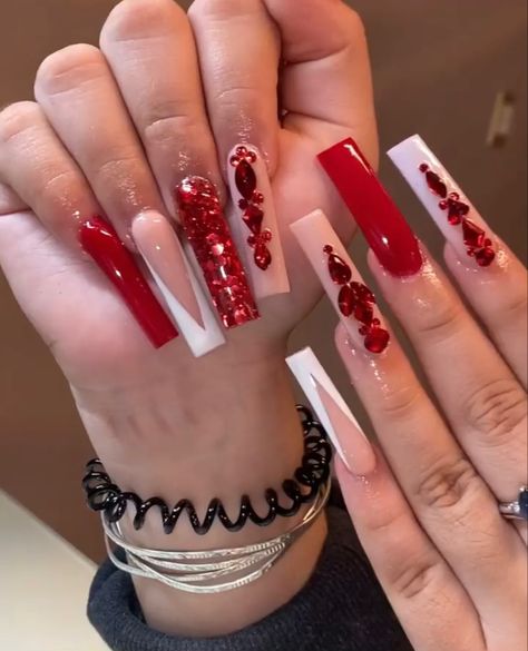 Classy Summer Nails, Trendy Summer Nails 2023, Hot Summer Nails, Summer Nails Bright, Quinceanera Nails, Emerald Nails, Vegas Nails, Nails Bright, Cute Summer Nail Designs