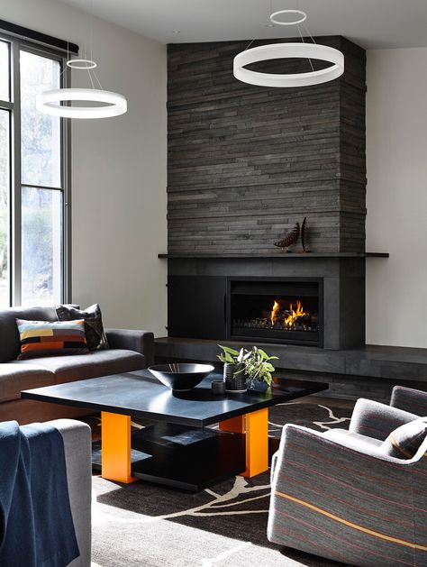 Black stone fireplace Contemporary Stone Fireplace, Modern Stone Fireplace, Beautiful Fireplaces, Connecticut House, Fireplace Area, Stone Fireplace Designs, Stacked Stone Fireplaces, Gorgeous Fireplaces, Black Fireplace