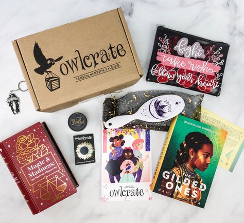 Owl Crate sends book and bookish items monthly. Here’s the February 2021 review + coupon! The theme is MAGIC UNLEASHED! OwlCrate February 2021 Review + Coupon - MAGIC UNLEASHED! → https://hellosubscription.com/2021/03/owlcrate-february-2021-review-coupon-magic-unleashed/ #OwlCrate #subscriptionbox Owlcrate Boxes, Book Subscription Box, Mini Magazine, Blood And Bone, Book Subscription, Big Battle, Magic Box, Monthly Themes, Brownie Mix