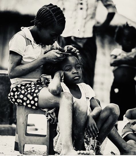 Vintage Black Photography, Afro Punk Aesthetic, Black Culture Aesthetic Wallpaper, Black People Aesthetic, Classic Black Women, Black Archives, African Photography, Black Joy, I Love Being Black