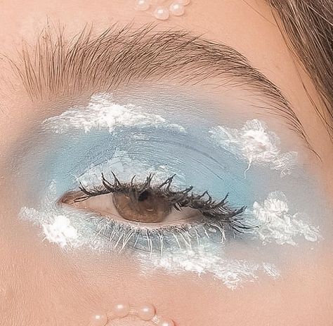 Ideas For Short Nails, White Eyeshadow, Cute Eye Makeup, Magical Makeup, Ethereal Makeup, Dope Makeup, Sky Pictures, Creative Eye Makeup, Makeup Tattoos