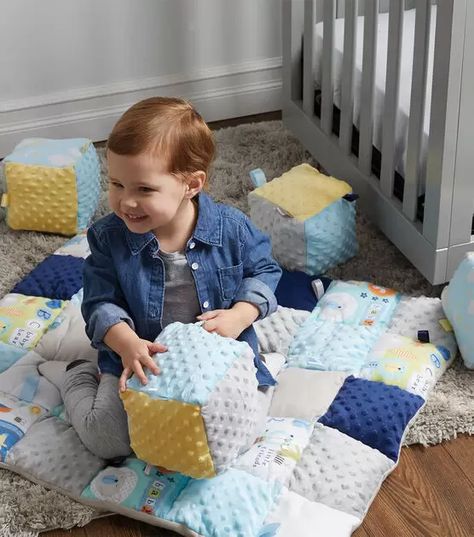 How To Make Flannel and Minky Play Mat and Blocks Online | JOANN Nursery Sewing, Sewing Projects Ideas, Fleece Sewing Projects, Sewing Fleece, Viking Sewing, Diy Nursery, Baby Sewing Projects, Swaddle Wrap, Sewing Projects For Kids