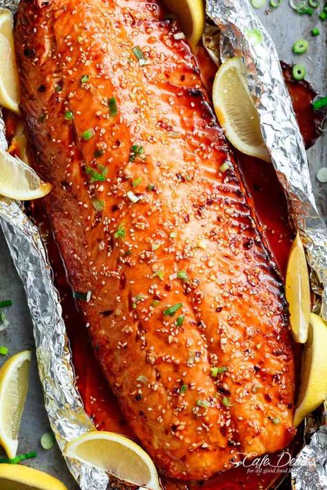 Salmon Loaf Recipes, Hamburg Recipes, Sesame Salmon, Entertaining Menu, Salmon In Foil, Sauce For Salmon, Cafe Delites, Honey Sesame, Easy Salmon Recipes