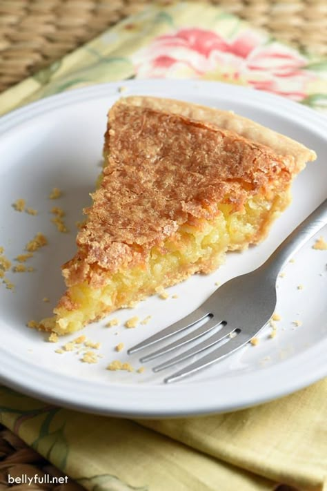 This super easy French Coconut Pie is sweet, buttery, and crispy. With only 5 minutes of prep! Some call it the Impossible Pie! Coconut Pie Recipe Easy, Gf Crust, Amazing Pies, French Coconut Pie, Coconut Pie Recipe, Coconut Dessert, Coconut Desserts, Coconut Pie, Easy Pie Recipes