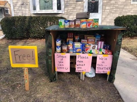 Family Sets Up A Give And Take Outdoor Pantry, Doesn’t Expect It To Grow So Big Homeless Kits, Outdoor Pantry, Community Pantry, Marie Condo, Zero Hunger, Potato Images, Homeless Care Package, Little Free Pantry, Food Sovereignty