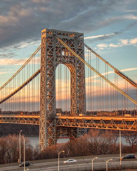 George Washington Bridge Nyc, George Washington Bridge Tattoo, Washington Heights Aesthetic, Washington Heights Nyc, Manhattan Trip, In The Heights Movie, Bridge Tattoo, Williamsburg Bridge, New York Buildings