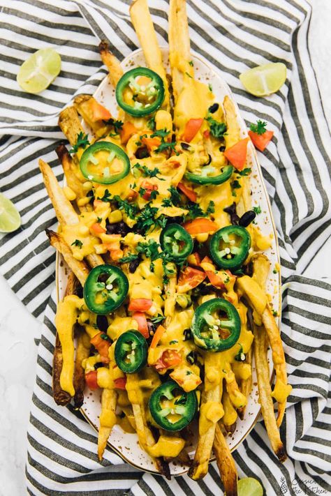 Vegan Loaded Nacho Cheese Fries - Jessica In The Kitchen Nacho Cheese Fries, Vegan Nacho Cheese Sauce, Coconut Chickpea Curry, Vegan Nacho Cheese, Jessica In The Kitchen, Vegan Food Truck, Nacho Fries, Vegan Nachos Cheese, Vegan Chickpea Curry