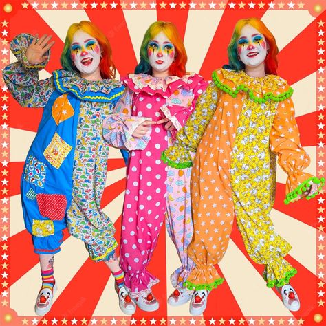 Clowncore Costume, Clown Costume Pattern Free, Clown Costume Pattern, Rainbow Clown, Clown Suit Costumes, Clown Birthday Party, Clown Outfit Pattern, Colorful Clown Outfit, Clown Jumpsuit Pattern