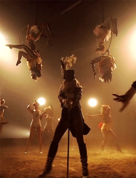 Circus Britney Spears, Britney Spears Circus, Britney Spears Music Videos, Britney Spears Music, Circus Music, Circus Outfits, Circus Aesthetic, Circus Show, Dark Circus