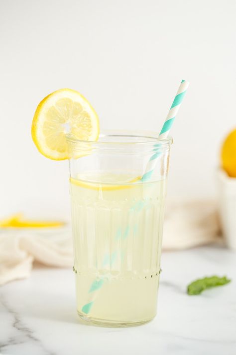 A closeup picture of a glass of lemonade. Lemonade Pictures, Homemade Lemonade Recipe, Coaching Brand, Homemade Lemonade Recipes, Teacher Aesthetic, Liquor Recipes, Collage Pictures, Reference Photos For Artists, Lemonade Drinks