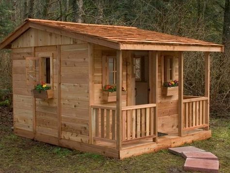 Cedar Playhouse, Luxury Playhouses, Pallet Playhouse, Playhouse Plans, Build A Playhouse, Pallet House, Murphy Bed Plans, Wooden Pallet Furniture, Pallet Creations