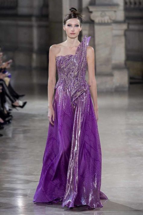 Fashion Runaway, Summer Couture, Tony Ward Couture, Fashion Purple, 2019 Couture, Purple Gowns, Tony Ward, African Traditional Dresses, Summer 2019