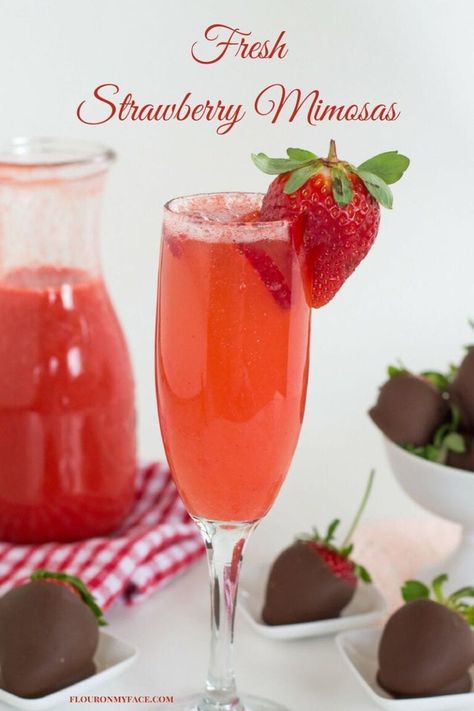 Strawberry Mimosas Recipe Champagne Brunch Ideas, Mimosa Recipe Champagne, Strawberry Mimosas, Mimosas Recipe, Strawberry Mimosa, Dishes Recipe, Mimosa Recipe, Champagne Brunch, Brunch Drinks