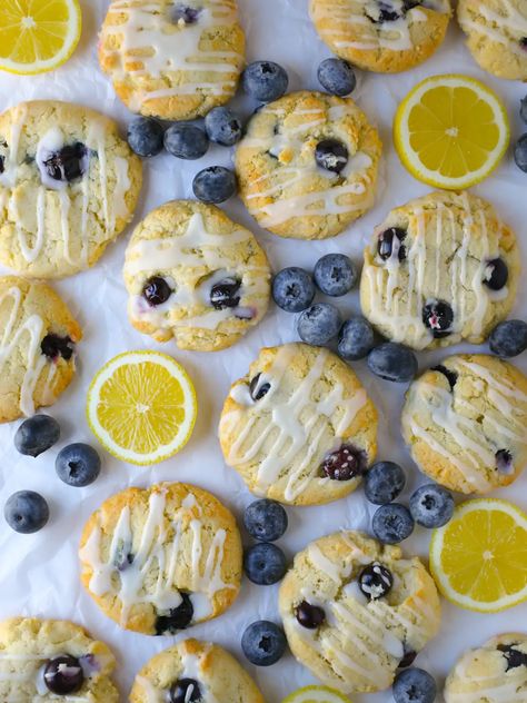 Lemon Blueberry Cookies - Good Cheap Eats Lemon Blueberry Cobbler, Easy Blueberry Crumble, Blueberry Crumble Recipes, Summer Baking Recipes, Blueberry Cookies Recipes, Lemon Blueberry Cookies, Easy Blueberry Pie, Mixed Berry Pie, Tips For Summer