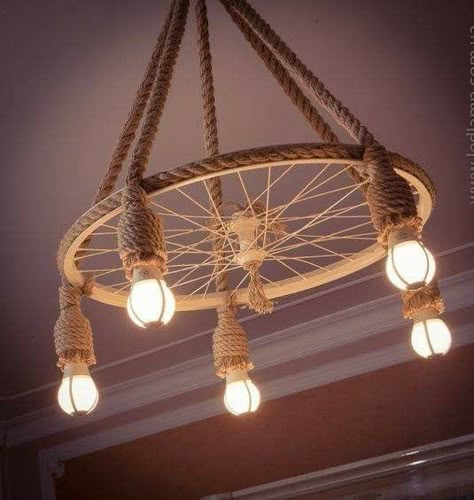 Kattokruunu Diy, Rope Lamp, Bicycle Decor, Chandelier Art, Wheel Decor, Outdoor Kitchen Design Layout, Wagon Wheel Chandelier, Diy Chandelier, Vintage Garden Decor