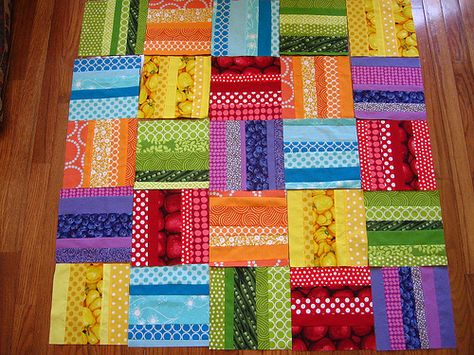 Rainbow Fence, Rail Quilt, Scrap Blocks, Colorful Quilts Patterns, Design Diy Ideas, Rainbow Quilts, Rail Fence Quilt, Block Layout, Sewing Quilts