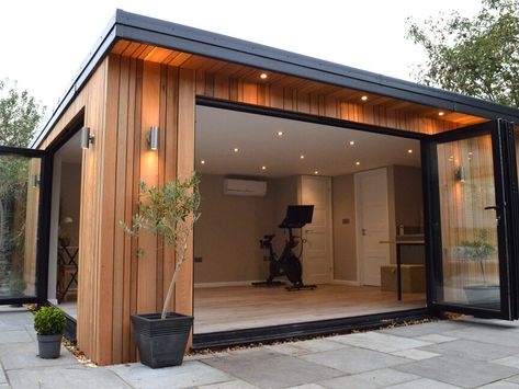 Garden Office, Studio, Gym with Bathroom & Kitchen - Oxfordshire Garden Gym And Office, Garden Studio Bedroom, Adu Home Gym, Home Office Outdoor, Shed Office With Bathroom, Garden Room Addition, Cedar Cladding Garden Room, Backyard Office With Bathroom, Detached Garage Gym Ideas