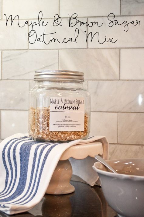 Dry Oatmeal Mixes, Oatmeal Mix Recipe, Ways To Use Instant Oatmeal, Homemade Maple Brown Sugar Oatmeal, Diy Instant Oatmeal Packets, Maple And Brown Sugar Oatmeal, Diy Instant Oatmeal, Instant Oatmeal Recipes, Homemade Instant Oatmeal