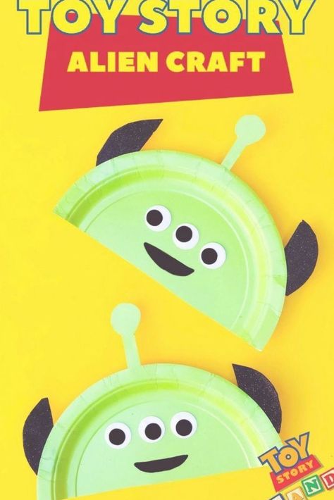 Countdown To Vacation, Alien Craft, Disney Crafts For Kids, Toy Story Crafts, Alien Crafts, Toy Story Land, Paper Plate Craft, Toy Story Theme, K Crafts