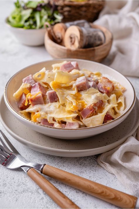 Ham And Pasta, Ham And Cheese Casserole, Ham And Noodle Casserole, Ham Salad Recipes, Ham Steak, Noodle Casserole Recipes, Ham Steaks, Ham And Eggs, Ham Salad